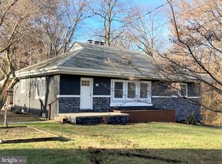 399 Beck Mill Rd, Hanover, PA 17331