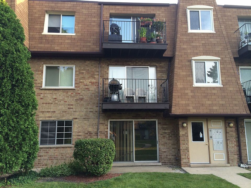 1st image of 9436 Bay Colony Dr APT 1W