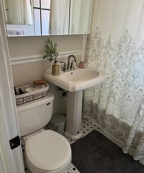784 Elm St — Photo 8