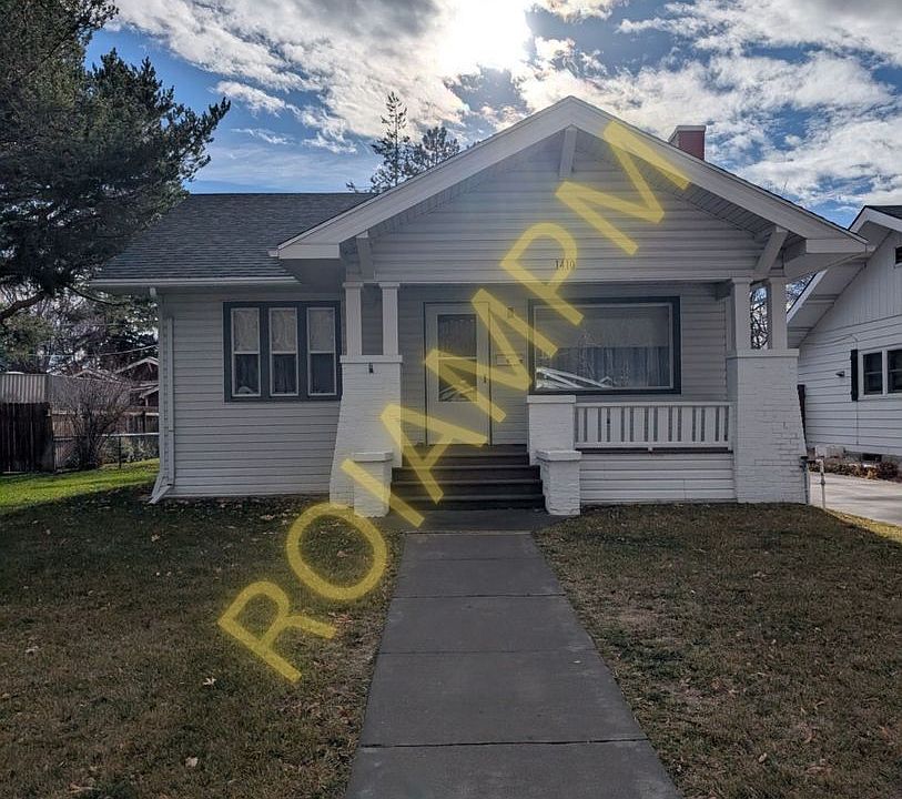 1st image of 1410 Maple Ave