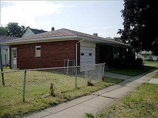 1st image of 902 Goodland Ave