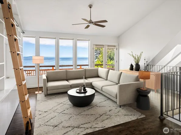 2364 Hobart Avenue SW, Seattle, WA 98116