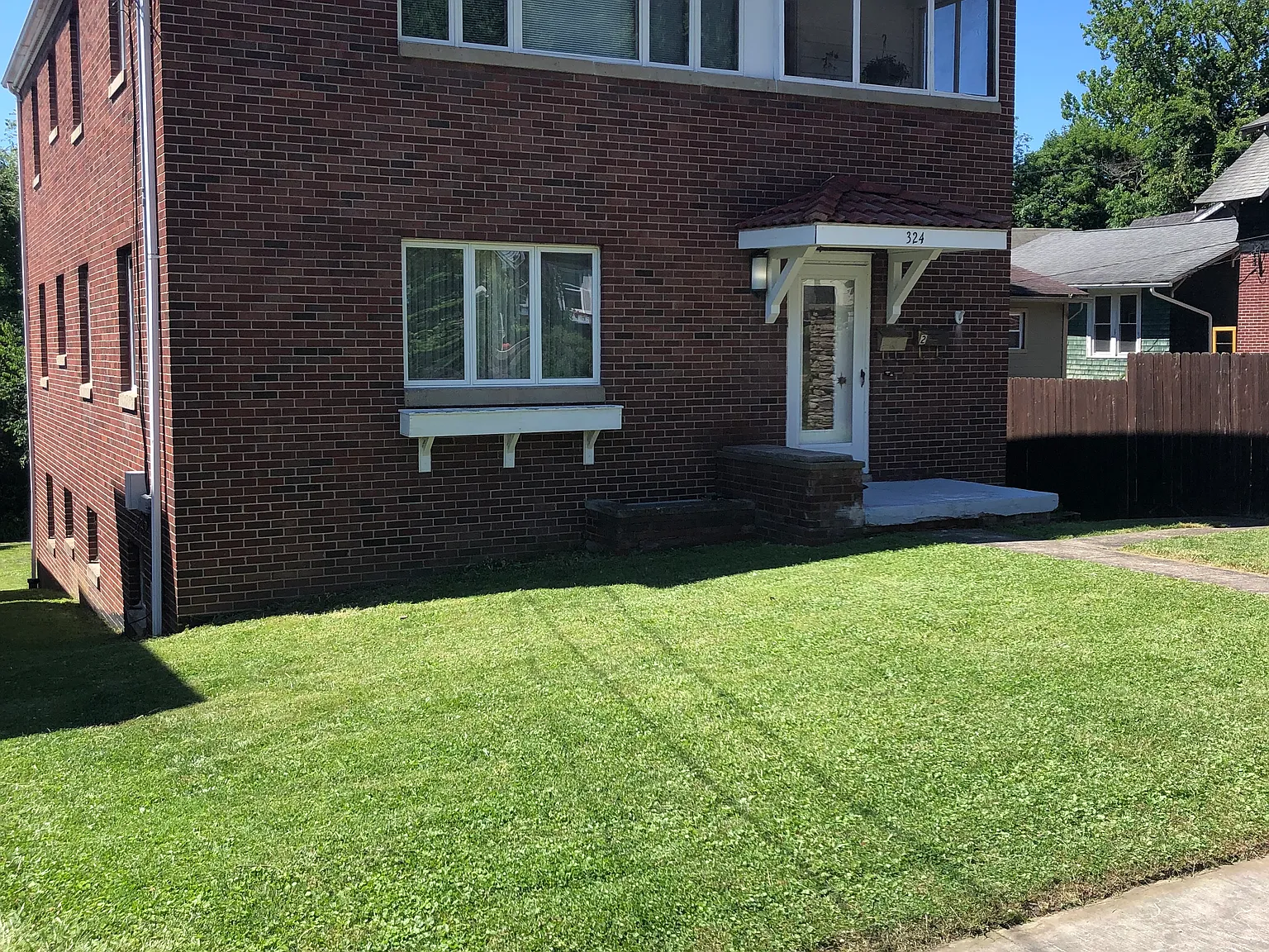 2 bed, 1000 sqft, $1,000 — Photo 2