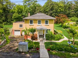 123 Pleasant Road, Lake Peekskill, NY 10537