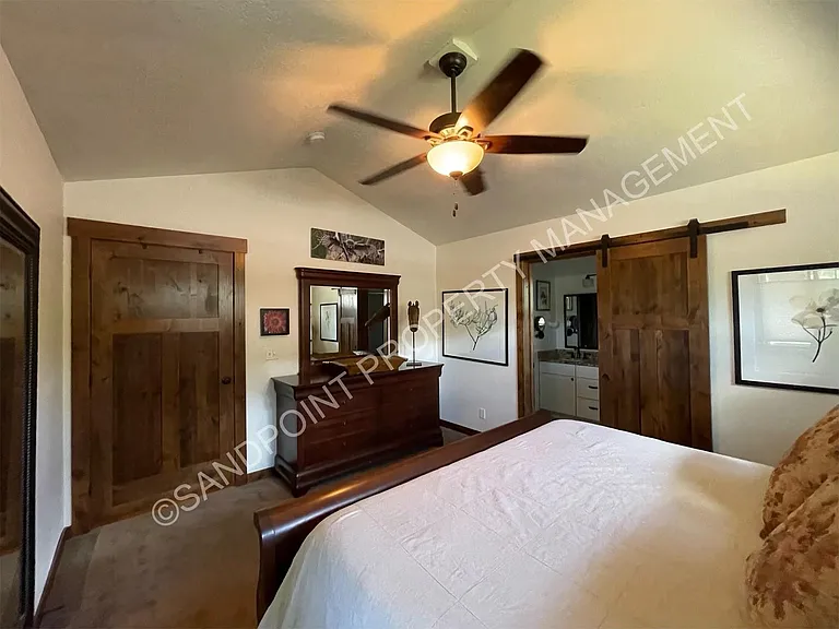 326 Maddie Ln — Photo 10