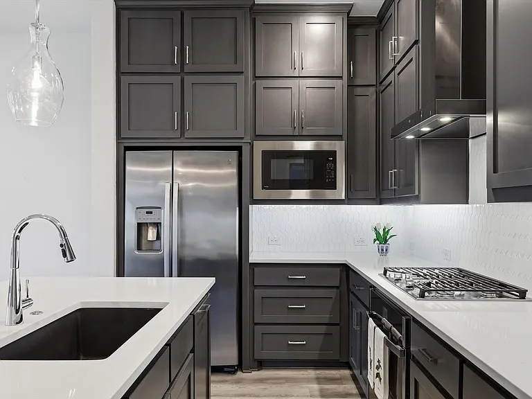 7129 Laurel Rdg — Photo 9