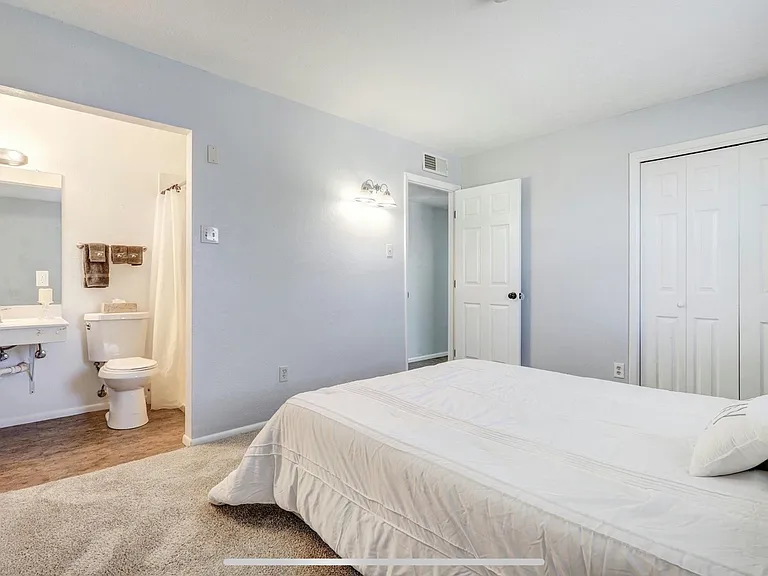 6000 Northland Ave NE — Photo 11