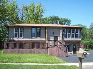 118 E Robinhood Way, Bolingbrook, IL 60440