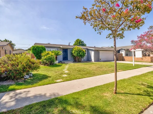 1136 E 71st St, Long Beach, CA 90805