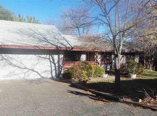 1416 W 16th Ave, Kennewick, WA
