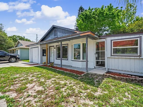 3751 Mackenzie Ct, Palm Harbor, FL 34684