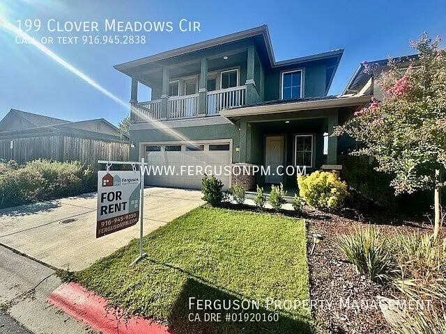 Gorgeous Four Bedroom Home in Lincoln with a Full Bed/Bath Downstairs — Photo 2