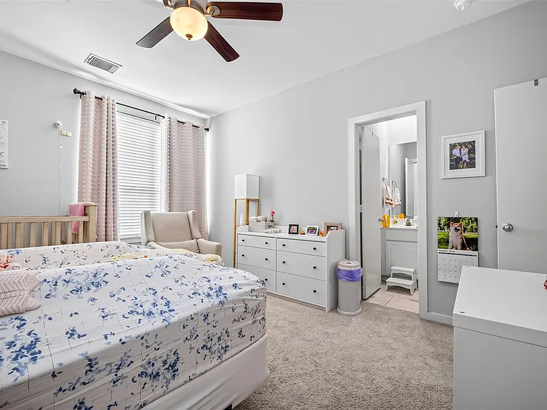 4303 Rose St #E — Photo 17