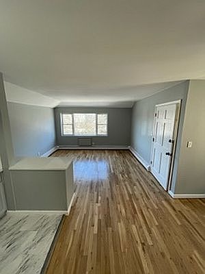 4th image of 240 Hosmer Ave #1