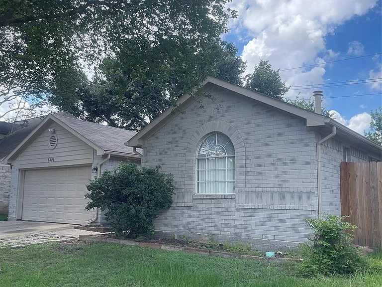 6406 Bayou Crest Dr — Photo 3