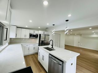 1612 E River Dr, Pompano Beach, FL 33063