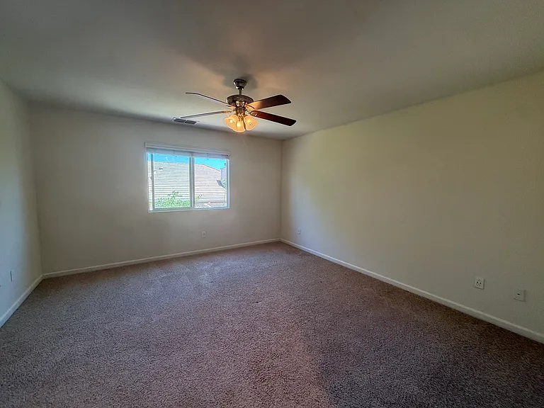 9633 McKenna Dr — Photo 21