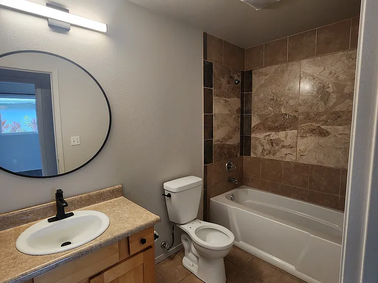 Uilani Dr — Photo 10