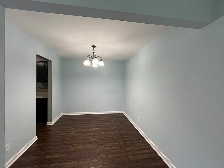 9740 Bunker Hill Ln — Photo 8