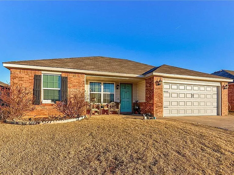 2812 Thompson Farm Ln — Photo 1