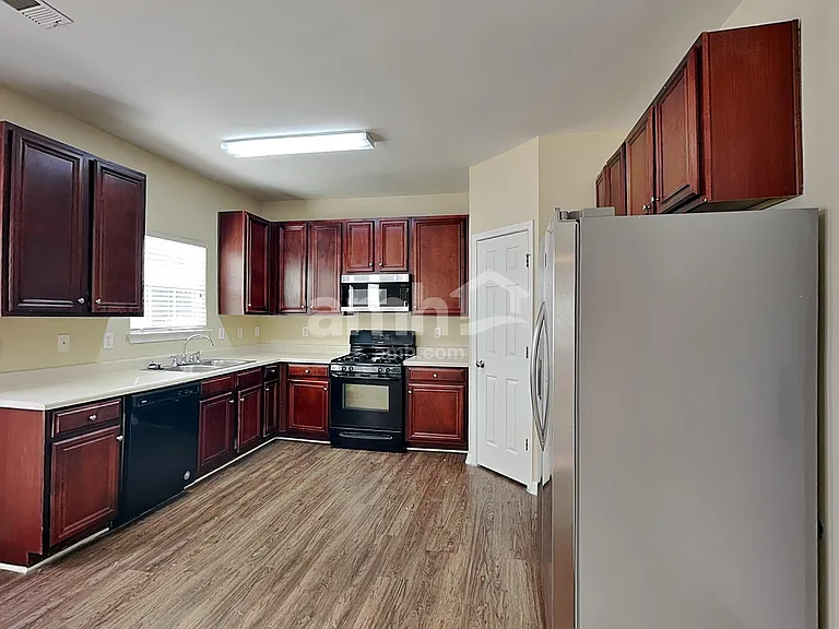 3511 Umatilla Ln SW — Photo 3