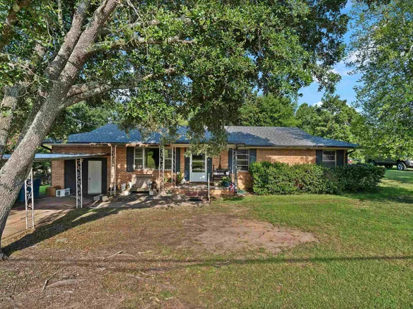 1520 Wilson St, Henderson, TX 75652