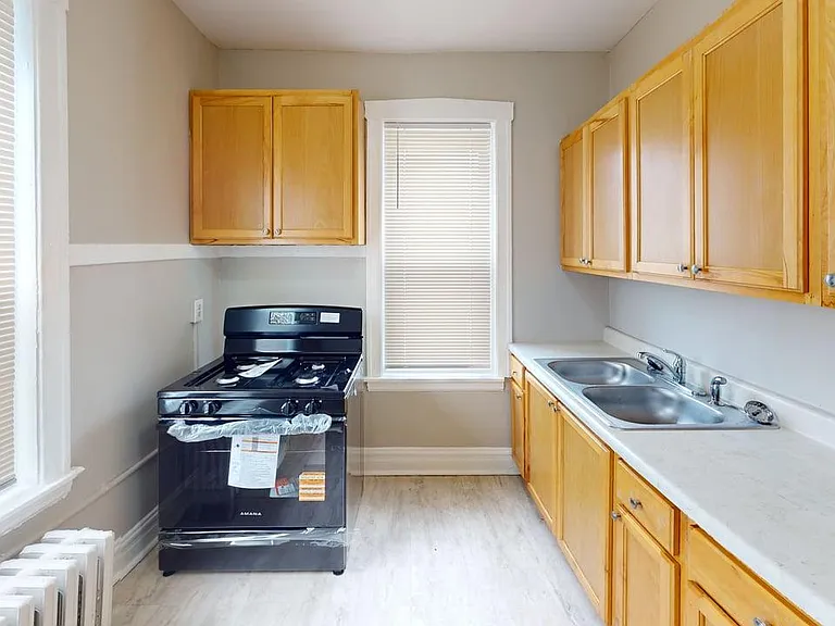 4850 W North Ave — Photo 11