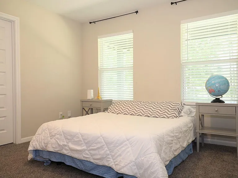 131 Feldspar Ln — Photo 32