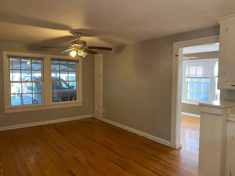 3132 Greene Ave #C — Photo 7
