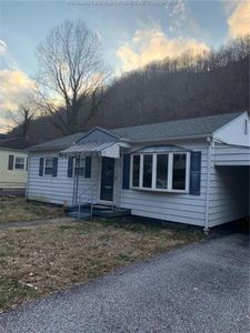 621 Granada Way, Charleston, WV, 25304