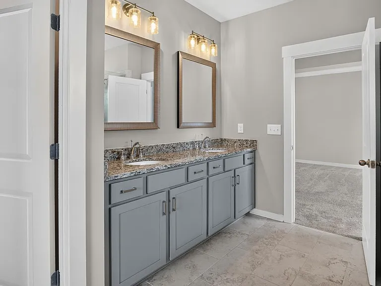 4787 Wellesley Dr — Photo 34