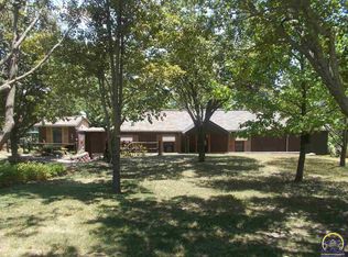 523 W Sherman Ave, Madison, KS 66860