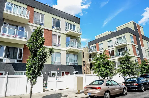 Rented by Brick&Mortar | media 16