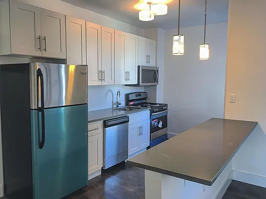 Rented by Lang Realty LLC | media 16