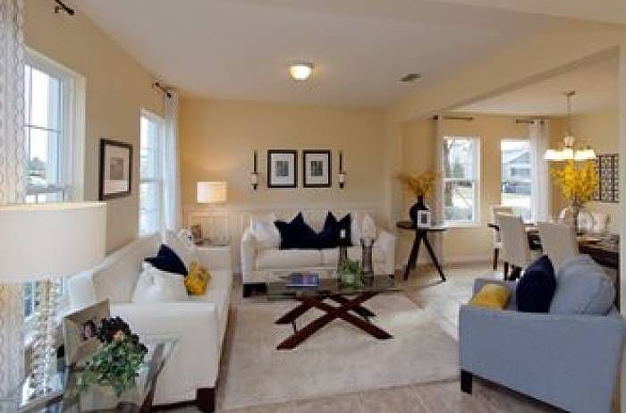Formal Living & Dining