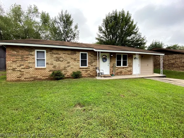 911 Essex St, Greenwood, AR 72936
