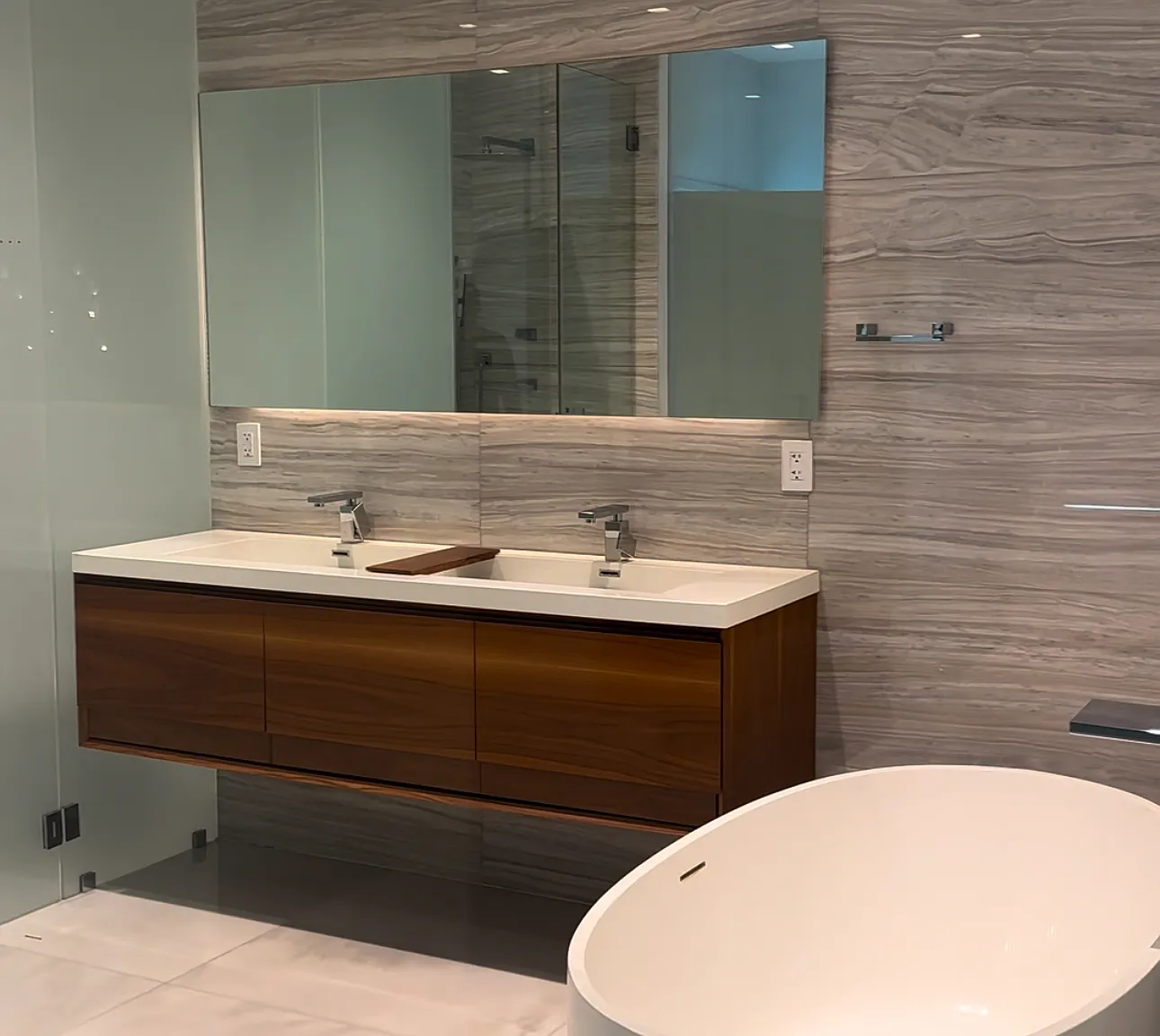 2 bed, 1400 sqft, $5,100 — Photo 4