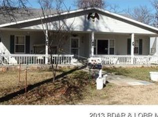 34153 Highway Aa, Edwards, MO 65326