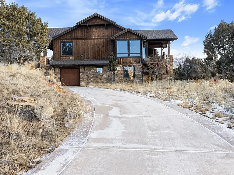 688 N Explorer Peak Dr — Photo 44