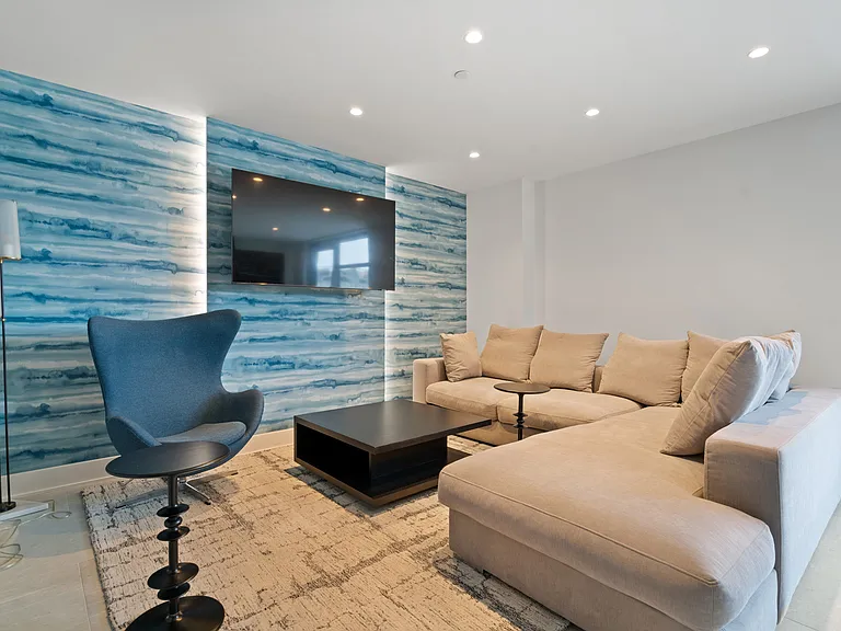 50-11 Queens Blvd #Penthouse 1 — Photo 19