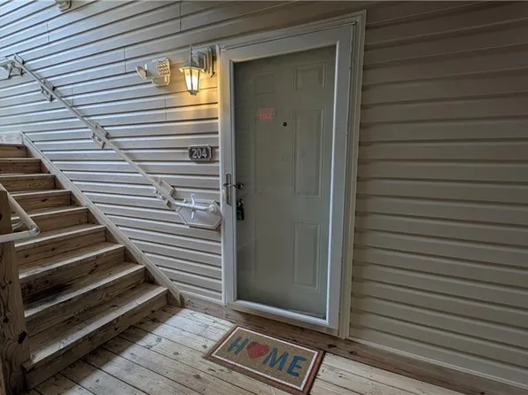 459 Old Colonial Way, Newport News, VA 23608