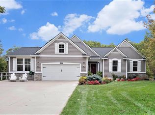 4330 Oak Timbers Dr NE, Grand Rapids, MI 49525