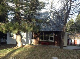 487 Forest Ln, Crestline, CA 92325