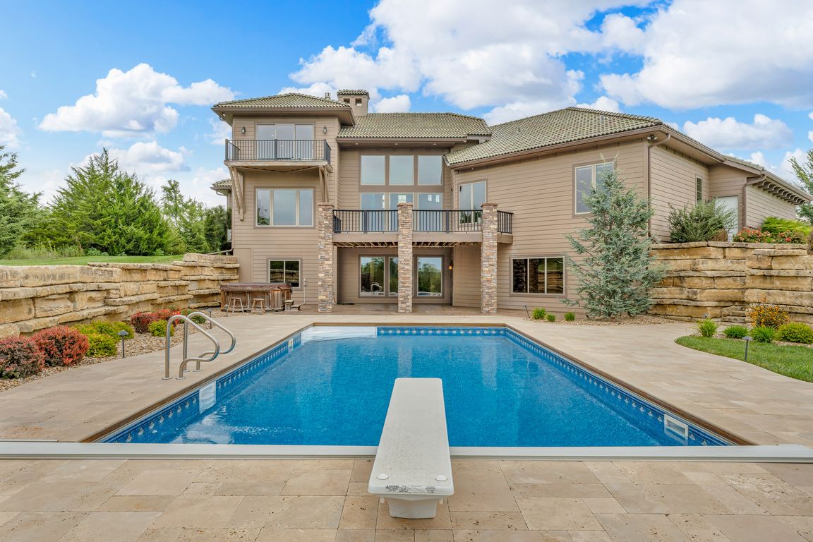 next background image