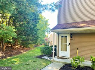 1906B Sedgefield Dr, Mount Laurel, NJ 08054