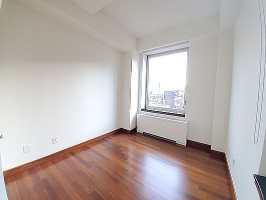 4th image of 305 E 63rd St APT 7O