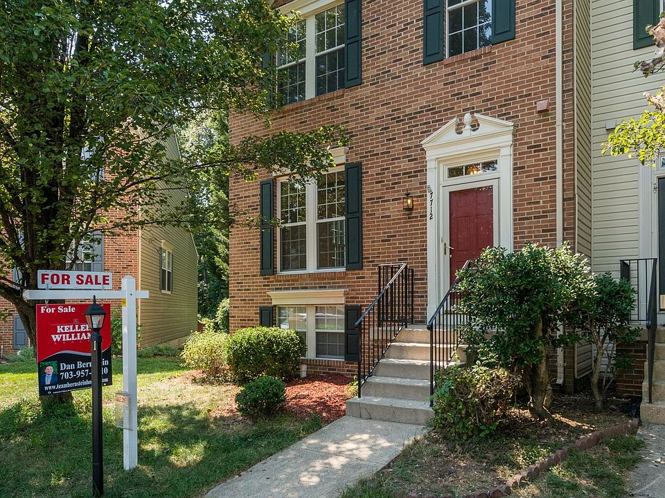 1st image of 7712 Effingham Sq
