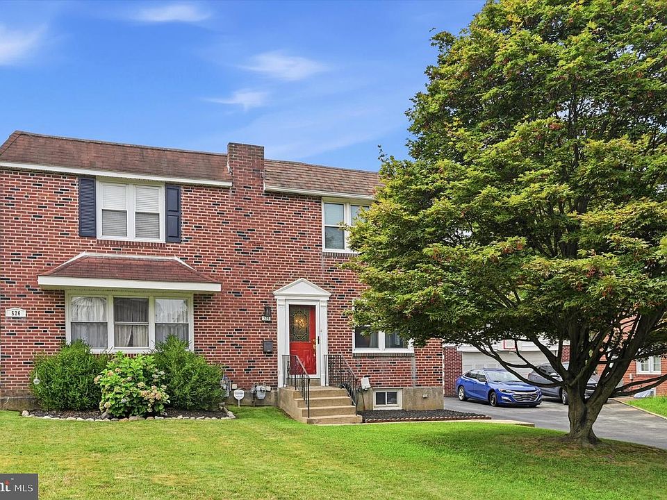 1st image of 524 E Hinckley Ave