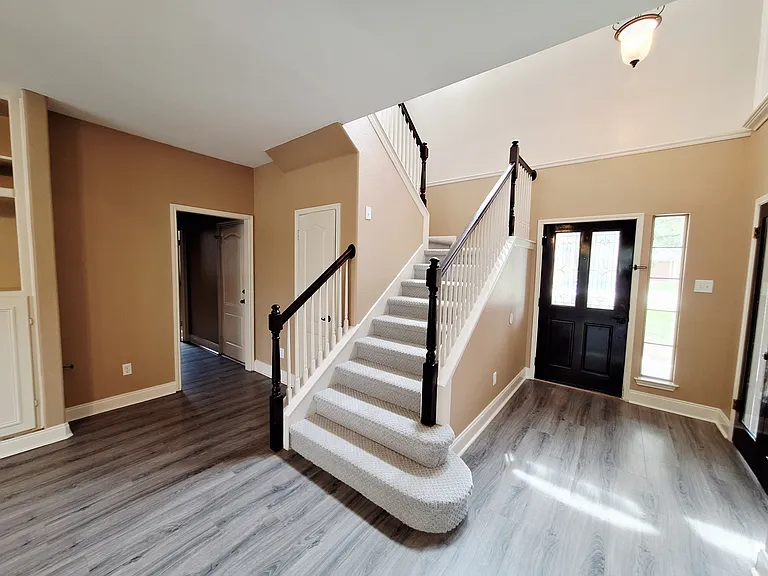 2122 Wheaton Trl — Photo 26