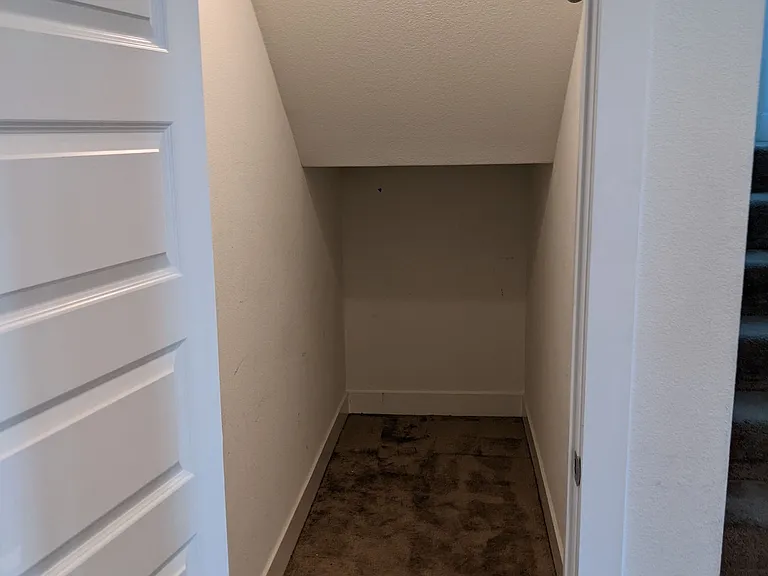 268 Odyssey Ln — Photo 3